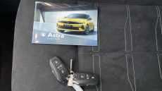 Vauxhall Astra 115kW Ultimate 54kWh 5dr Auto Electric Hatchback